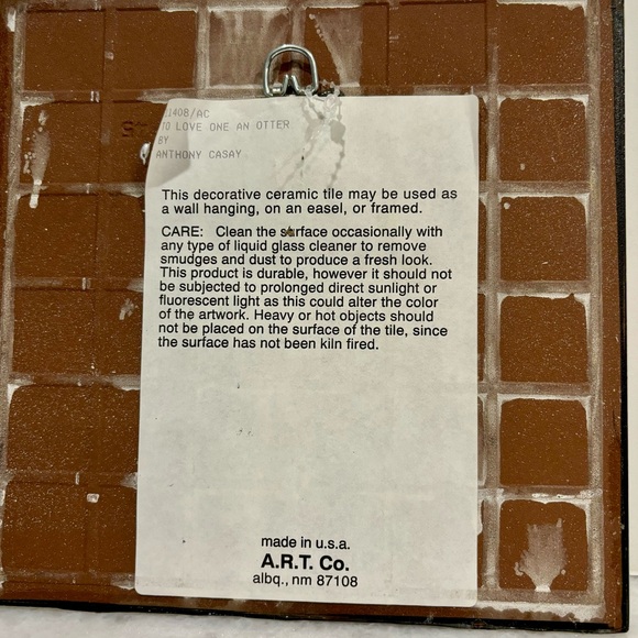 “To Love One An Otter” Ceramic Tile Art By Anthony Casay Wall Hanging - Picture 6 of 6